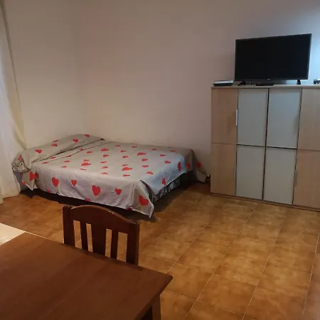 Apartment Centre Sea Views
